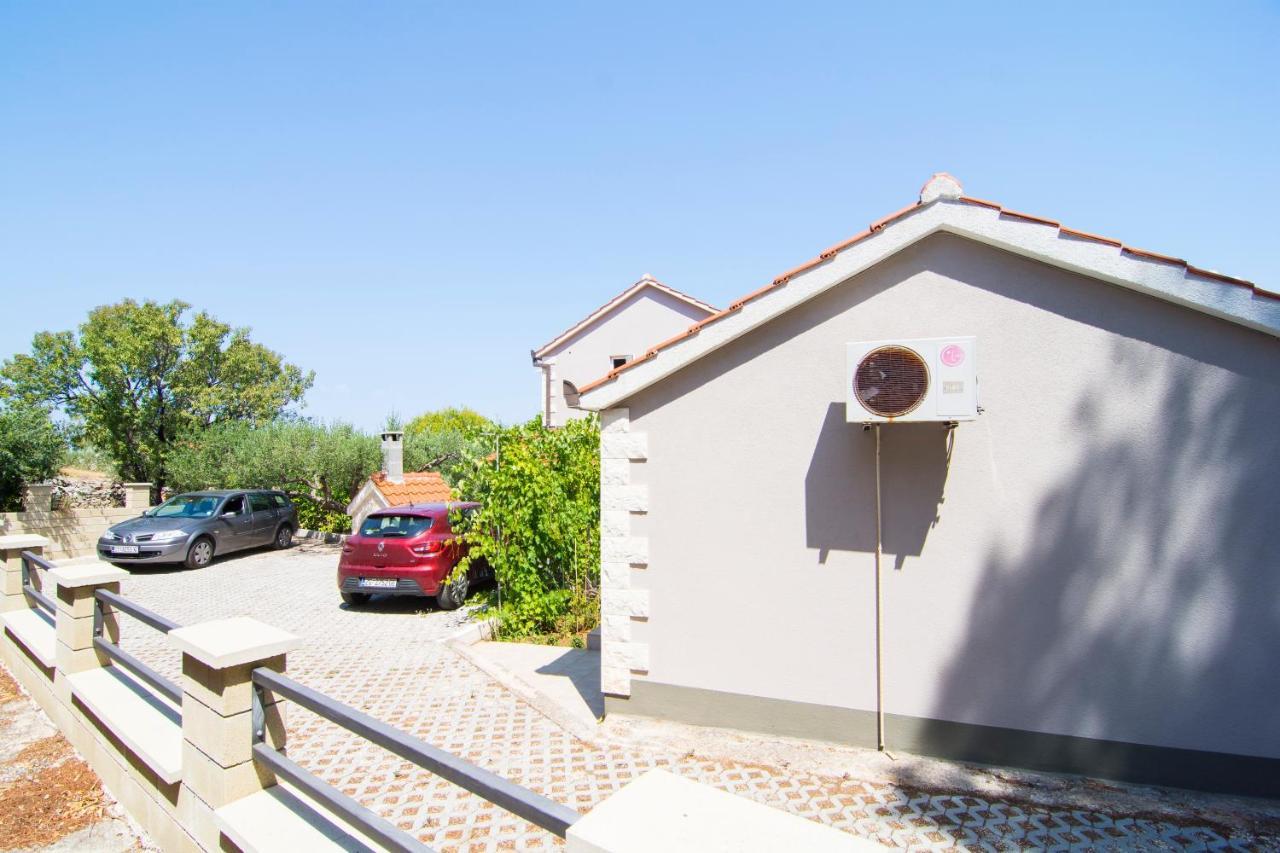 Villa Tereza Splitska Exterior foto